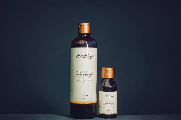 Eres Bella Organics Brightening Black Soap
